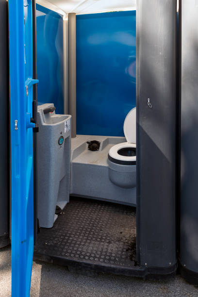 Porta potty delivery and setup in Badin, NC
